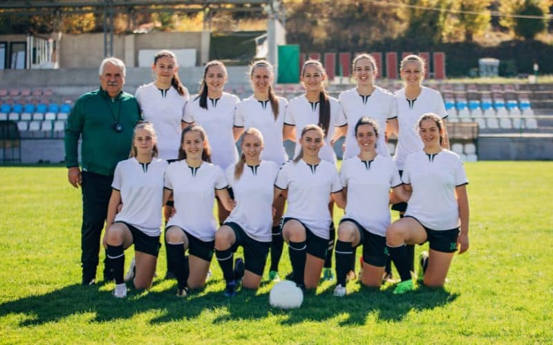 rules of women's football team photo